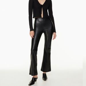 Aritzia Roma Pant